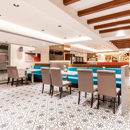 Treebo Premium Heritage Grand -Majiwada ثين المظهر الخارجي الصورة