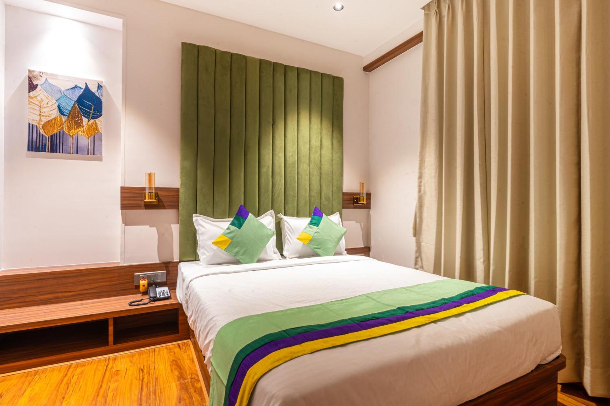 Treebo Premium Heritage Grand -Majiwada ثين المظهر الخارجي الصورة
