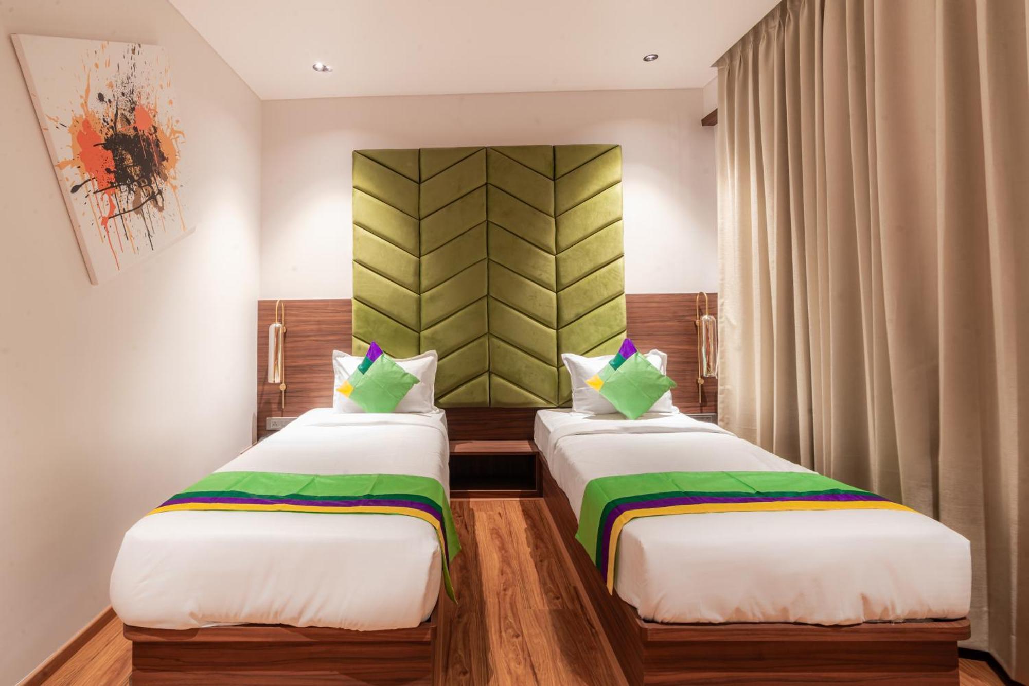 Treebo Premium Heritage Grand -Majiwada ثين المظهر الخارجي الصورة