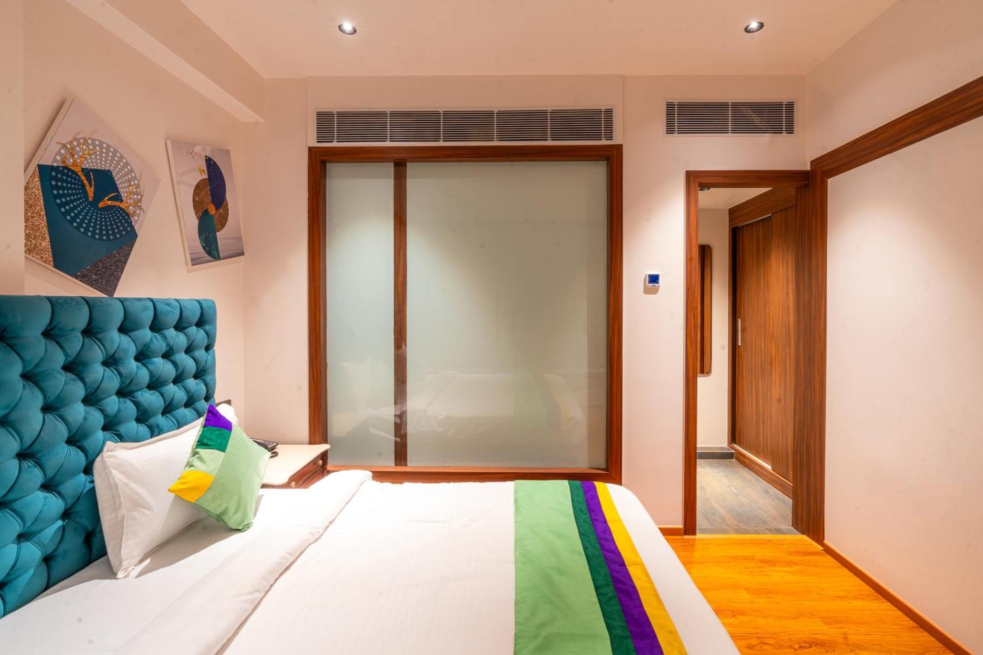 Treebo Premium Heritage Grand -Majiwada ثين المظهر الخارجي الصورة